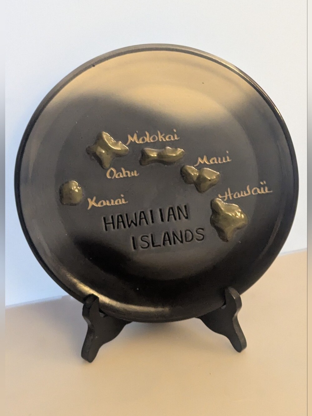 Vintage K&S 1981 Hawaiian Creation "Hawaiian Islands" Souvenir Plate with 3D Map